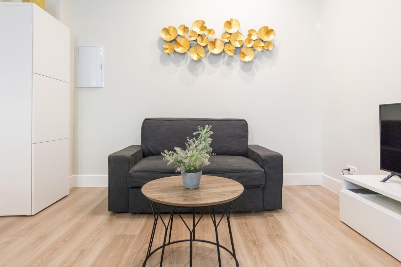 Urbe10 Angel Suites 1 Bedroom Apartment 3C マラガ エクステリア 写真