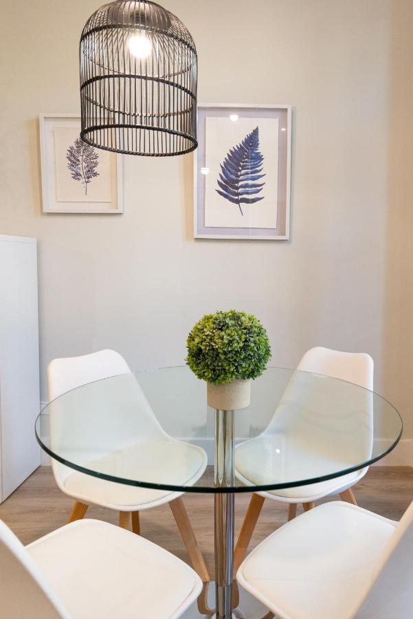 Urbe10 Angel Suites 1 Bedroom Apartment 3C マラガ エクステリア 写真
