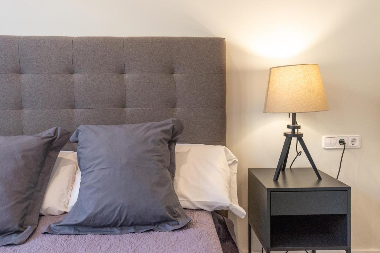 Urbe10 Angel Suites 1 Bedroom Apartment 3C マラガ エクステリア 写真